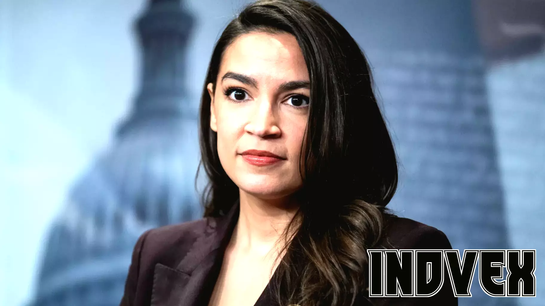 AOC-Backed $25 Minimum Wage Plan Raises Fears for Small Businesses in Red States
