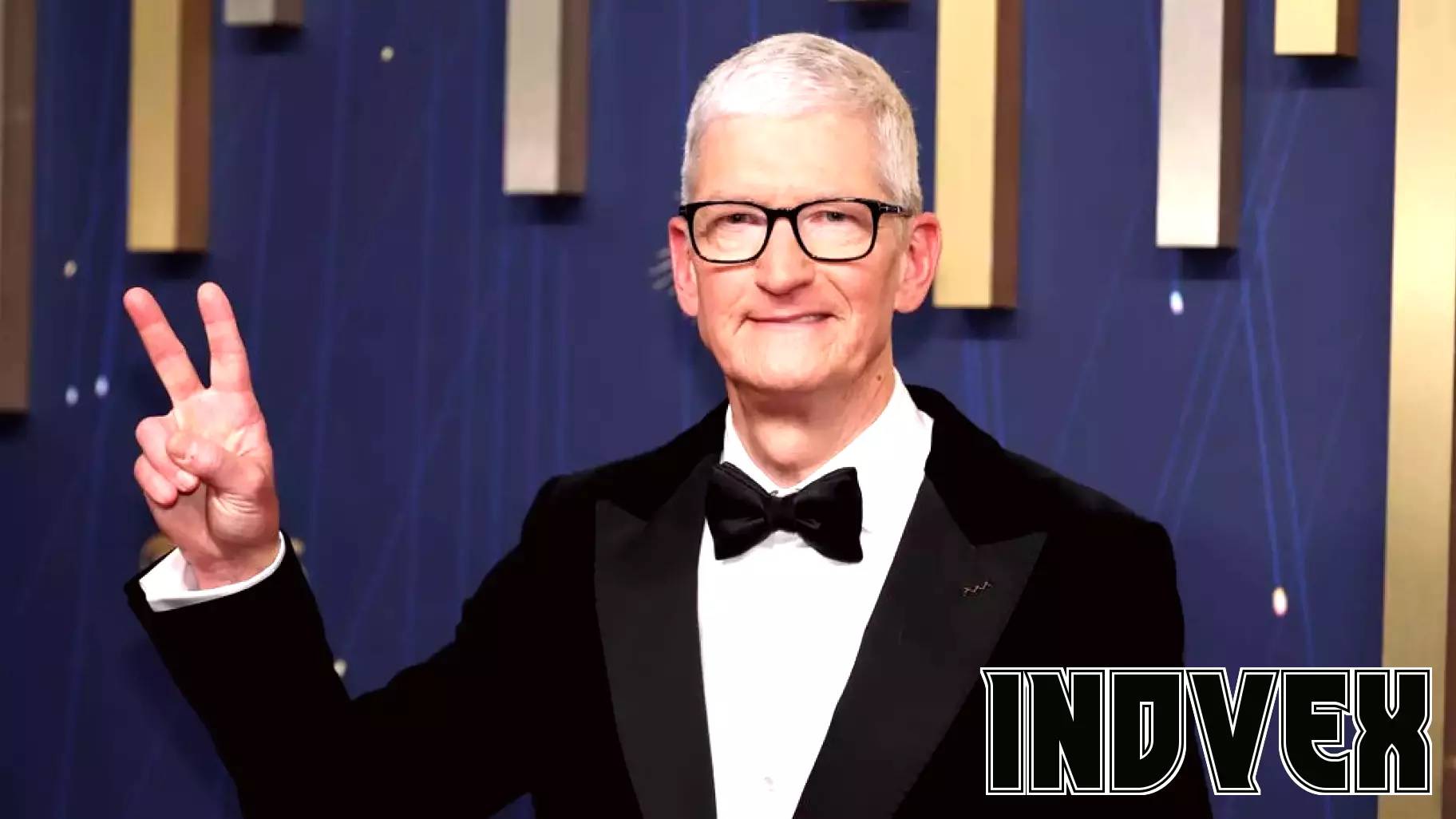 Hollywood's Elite Gather for the 77th Annual Emmys