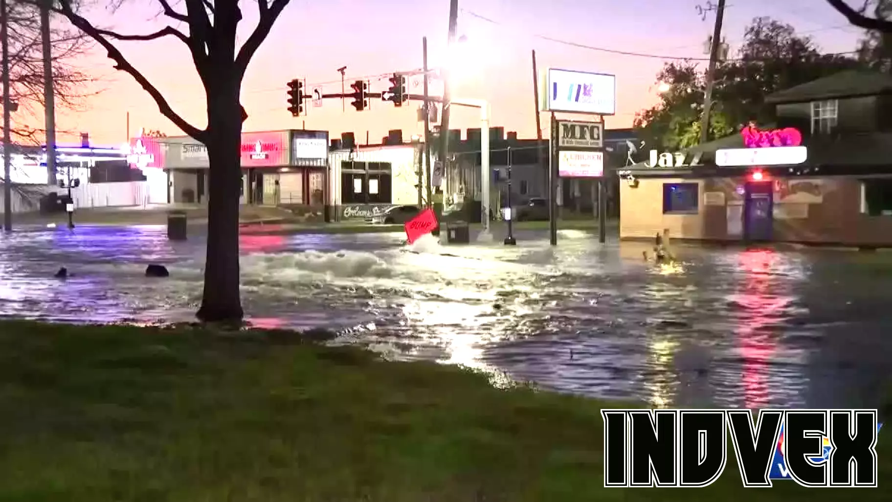 Widespread boil water advisory prompts businesses to close