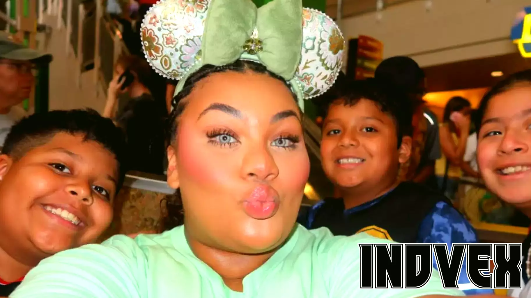 Young Entrepreneur Takes Family to Disney World for the First Time