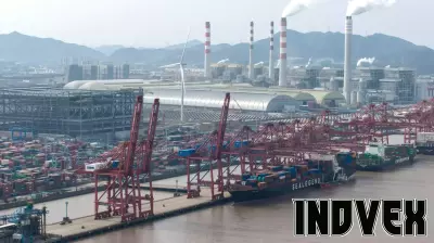 China's Economic Paradox on Display at World's Busiest Port