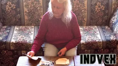 Embracing Swedish Death Cleaning: A Journey of Connection with My Mom