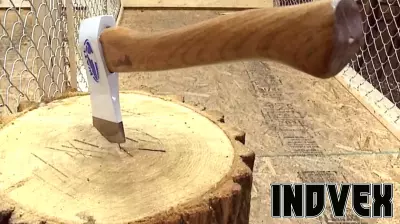 Local axe-throwing business closing