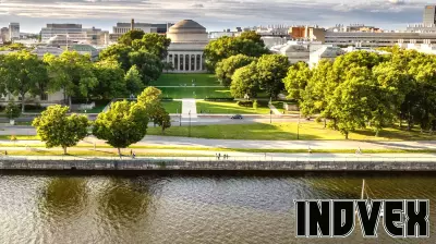 MIT's Graduate Programs Achieve Top Rankings in 2025-26